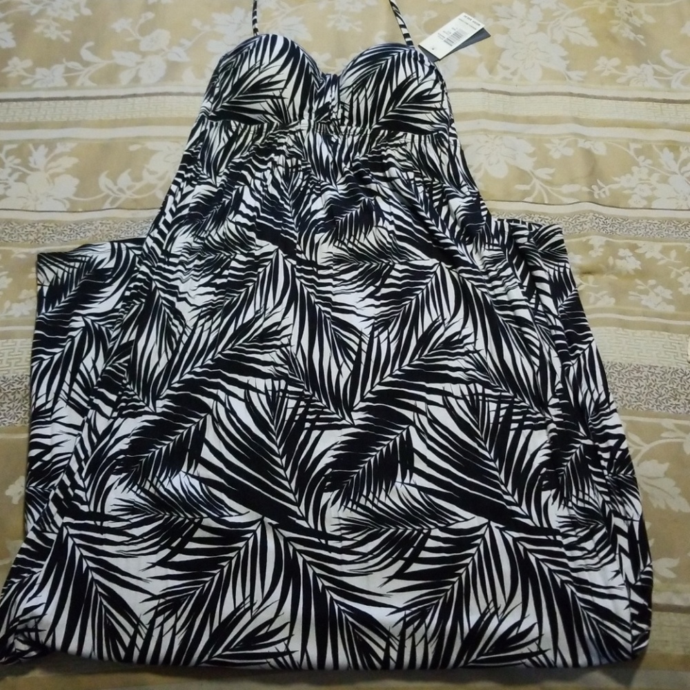 New Kenneth Cole cover up maxi Dress